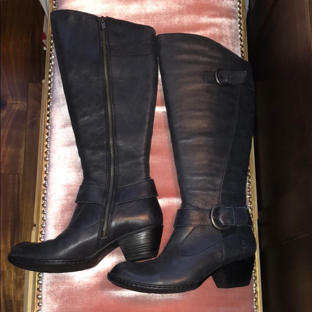 Born Kylli M/W US 7/Euro 38 Black Leather Boot